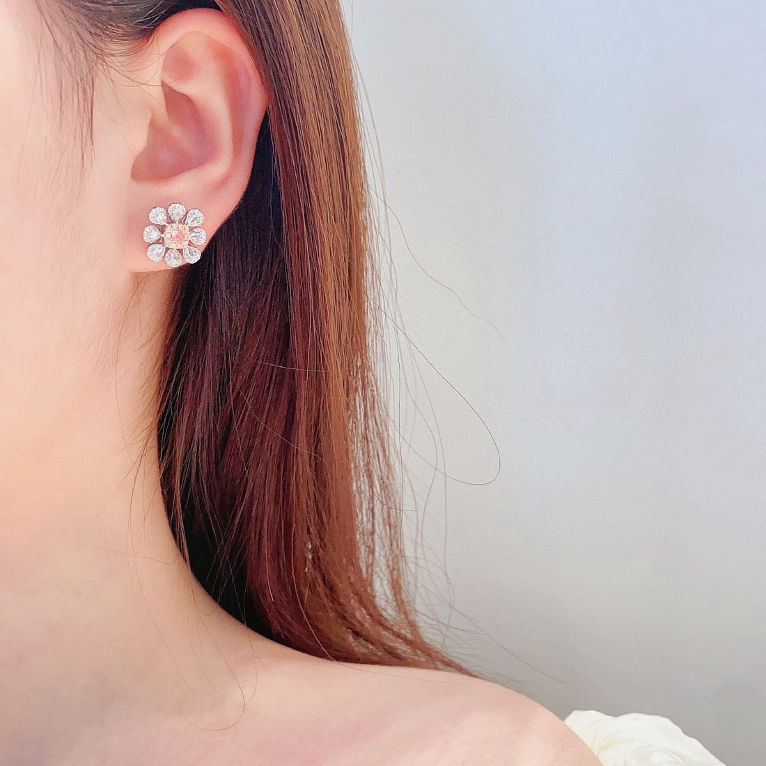 14k Gold 1.34 Ctw Natural Pink Diamond & Diamond & Flowers Earrings - 4