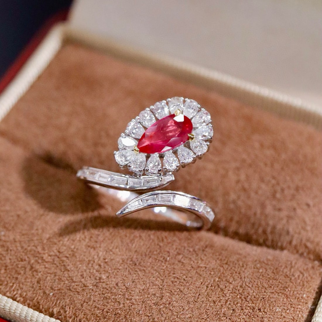 14k Gold 1.03 Ctw Natural Ruby & Diamond Ring - 4