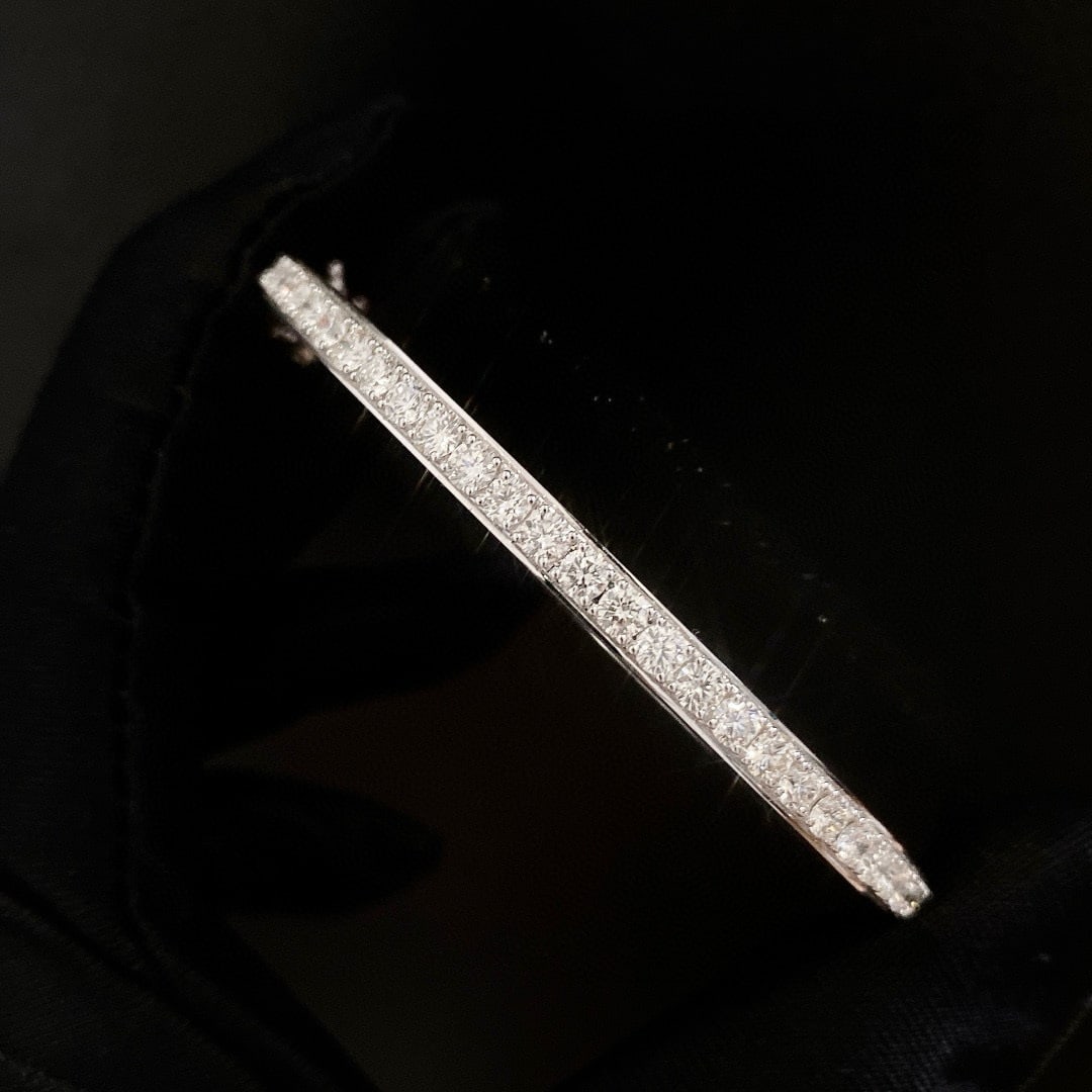 14k Gold 2.39 Ct Natural H Diamond Bangle - 2