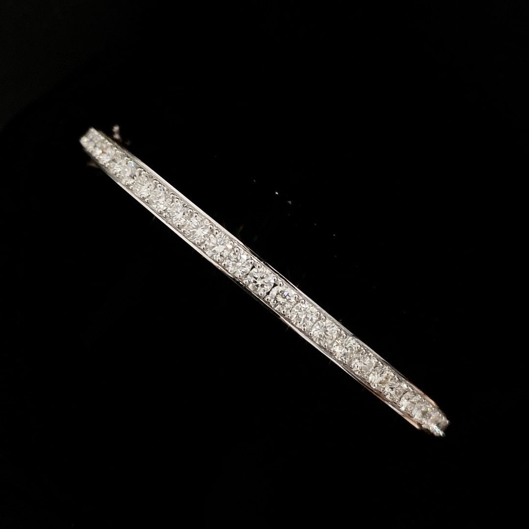 14k Gold 2.39 Ct Natural H Diamond Bangle - 7