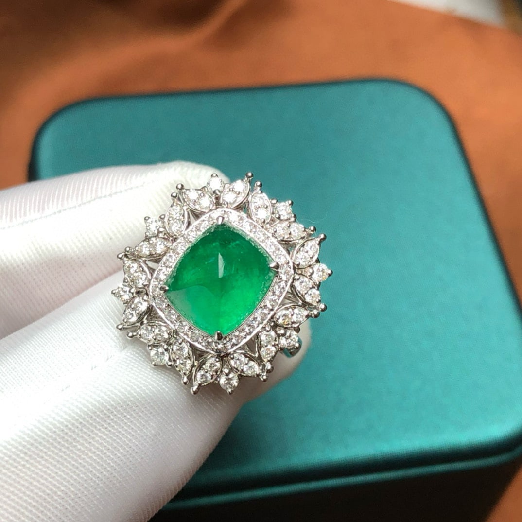 14k Gold 3.69 Ctw Vivid Green Natural Emerald & Diamond Ring - 9