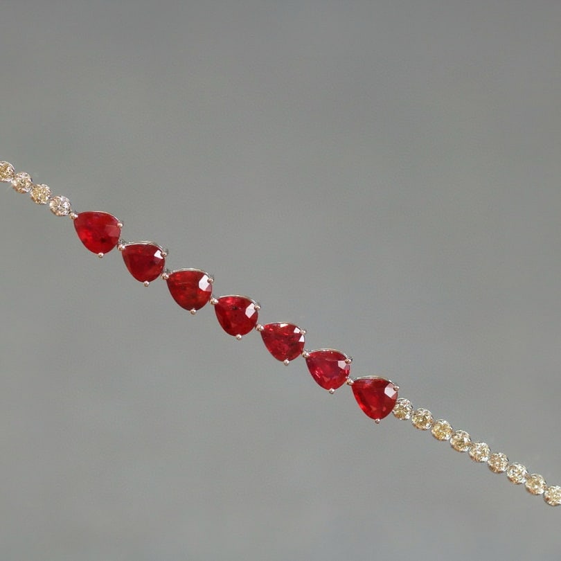 14k Gold 5.64 Ctw Natural Ruby & Diamond Bracelet - 7