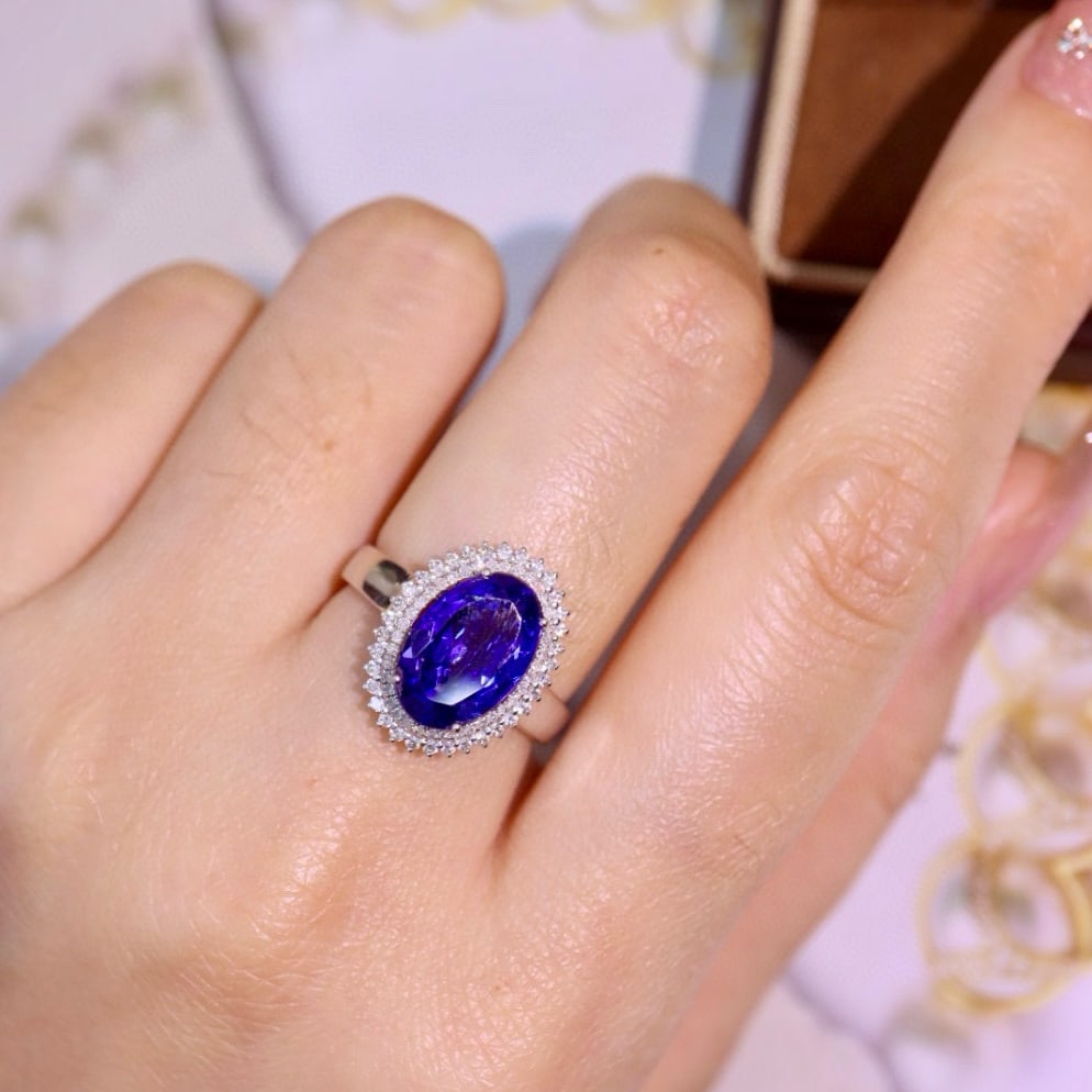 14k Gold 3.53 Ctw Natural Tanzanite & Diamond Ring - 4