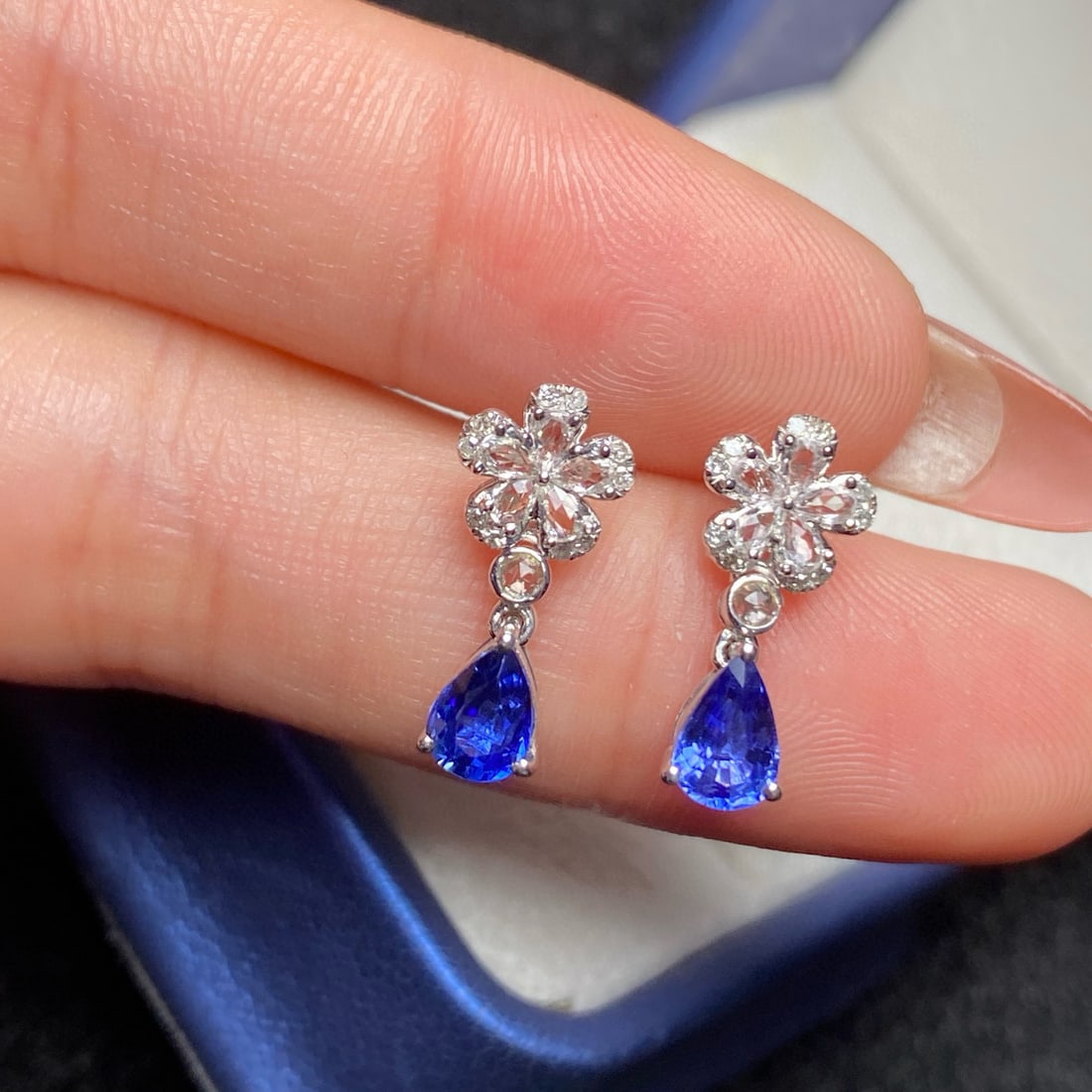 14k Gold 1.30 Ct Natural Sapphire & Diamond & Sapphire Earrings - 2