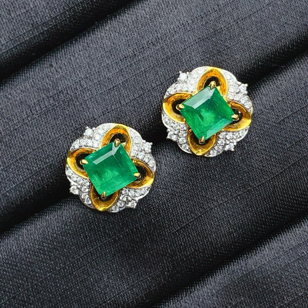 14k Gold 3.17 Ct Vivid Green Natural Emerald & Diamond Earrings - 2