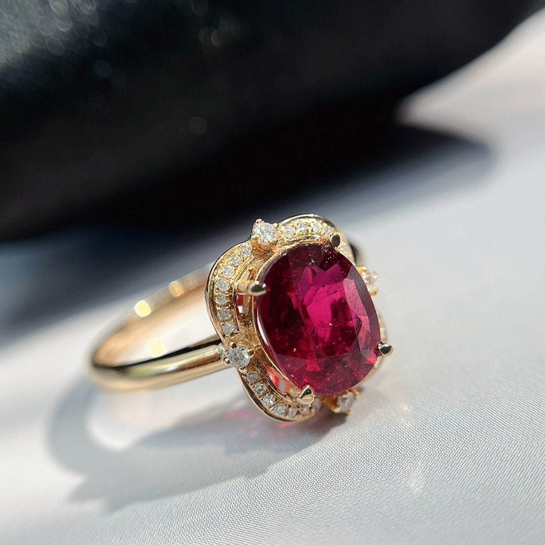 14k Gold 1.80 Ct Natural Tourmaline & Diamond Ring - 2