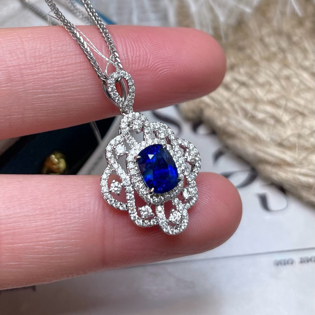 14k Gold 2.65 Ctw Natural Sapphire & Diamond Pendant( Without Chain ) - 4