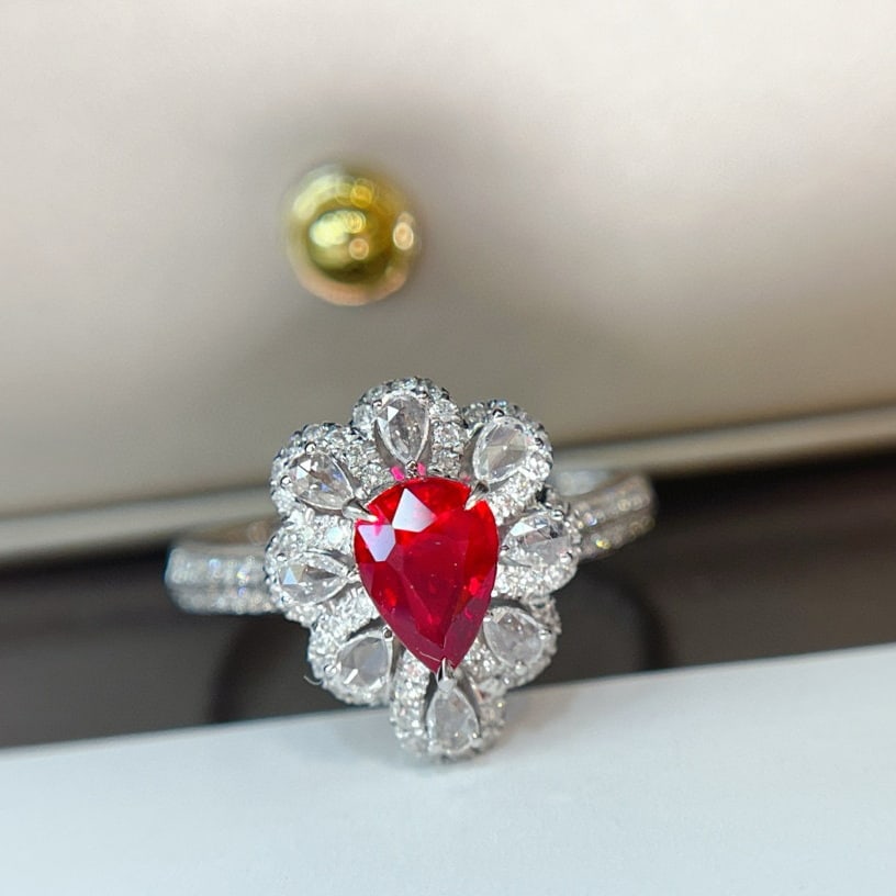 14k Gold 1.05 Ct Natural Ruby & Diamond Ring - 4