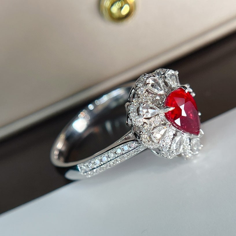 14k Gold 1.05 Ct Natural Ruby & Diamond Ring - 6