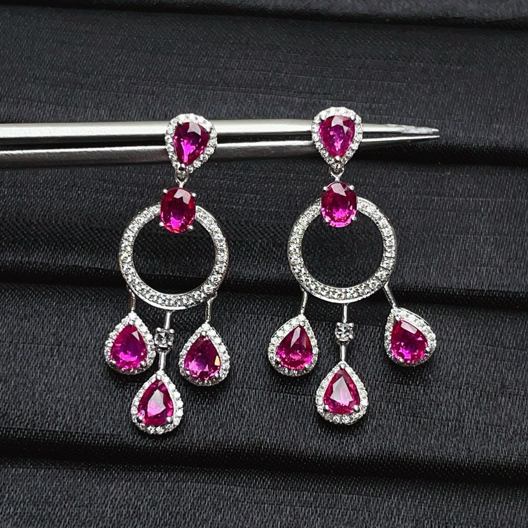 14k Gold 4.22 Ct Natural Ruby & Diamond & Sapphire Earrings: Ref:230938314 // gold content:14k gold // main gemstone:ruby // shape:multiply // carat weight:4. 22ct // color:red // treatment:natural // // adjacent gemstone 2 : diamond // number of stones:184