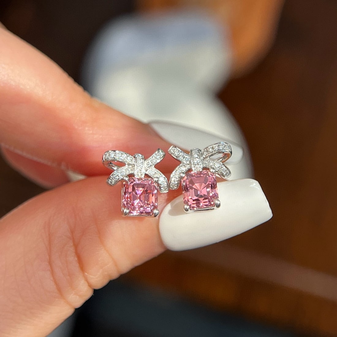 14k Gold 1.92 Ctw Natural Tourmaline & Diamond Earrings: Ref:230938316 // gold content:14k gold // main gemstone:tourmaline // shape:octagonal // carat weight:1. 79ct // color:pink // treatment:natural // // adjacent gemstone 2 : diamond // shape:round