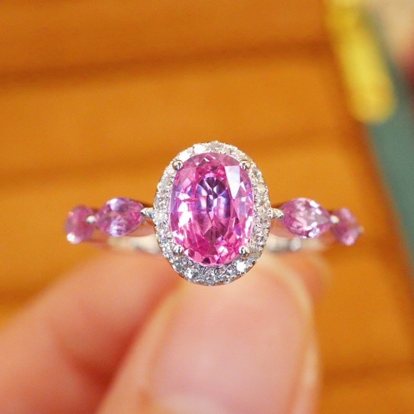 14k Gold 1.75 Ctw Natural Padparadscha Sapphire & Diamond Ring: Ref:230938337 // gold content:14k gold // ring size:7. 25us // // main gemstone:padparadscha sapphire // shape:multiply // carat weight:1. 64ct // color:orangish pink // treatment:natural // //