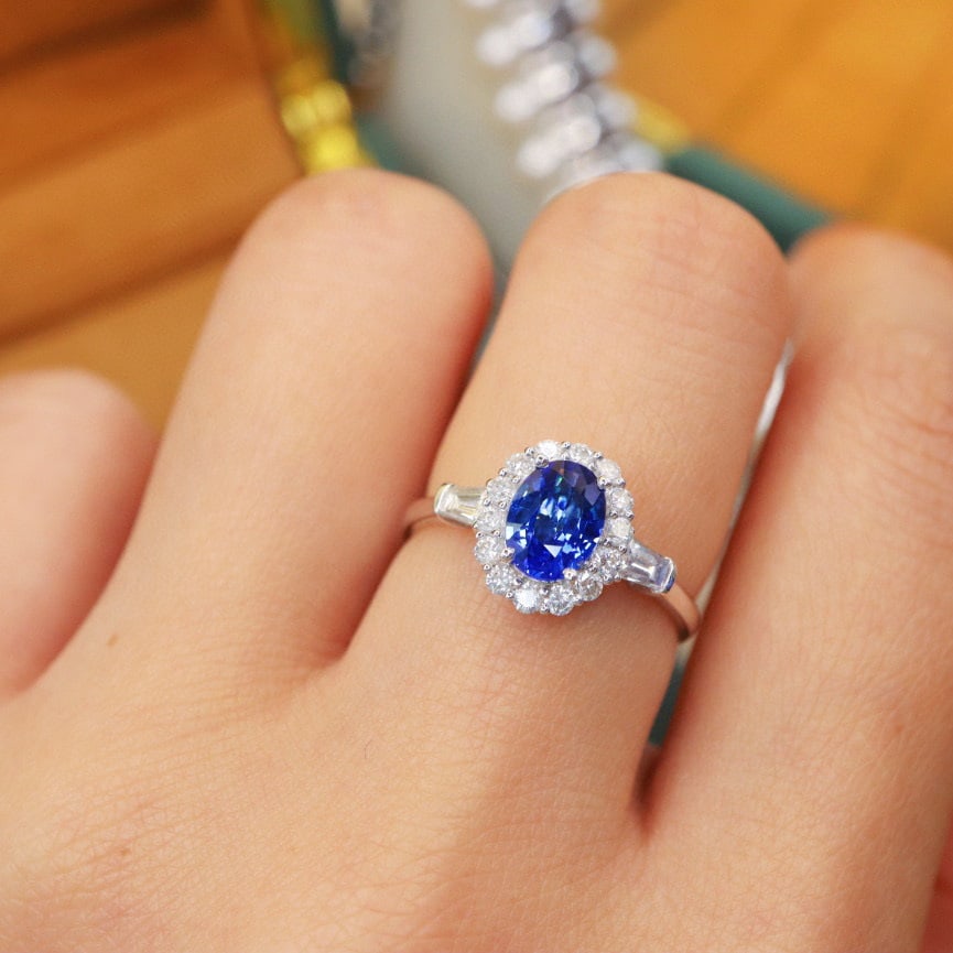 14k Gold 1.67 Ctw Natural Sapphire & Diamond Ring - 5