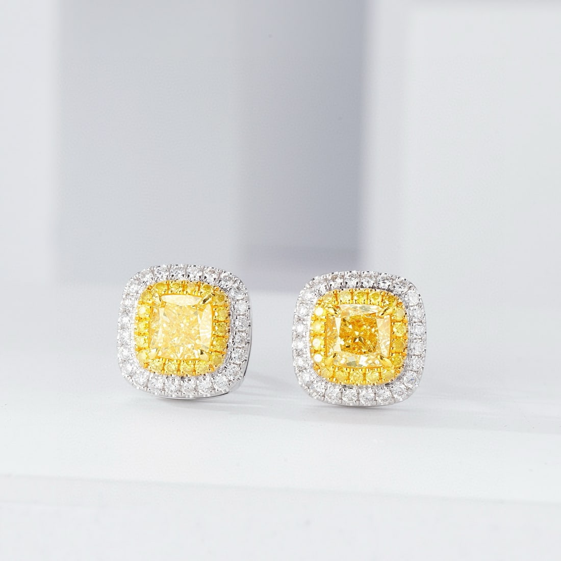 14k Gold 1.10 Ctw Natural Yellow Diamond & Diamond Earrings: Ref:230938355 // gold content:14k gold // main gemstone:yellow diamond // shape:cushion // carat weight:0. 81ct // color:yellow // treatment:natural // // adjacent gemstone 2 : diamond //