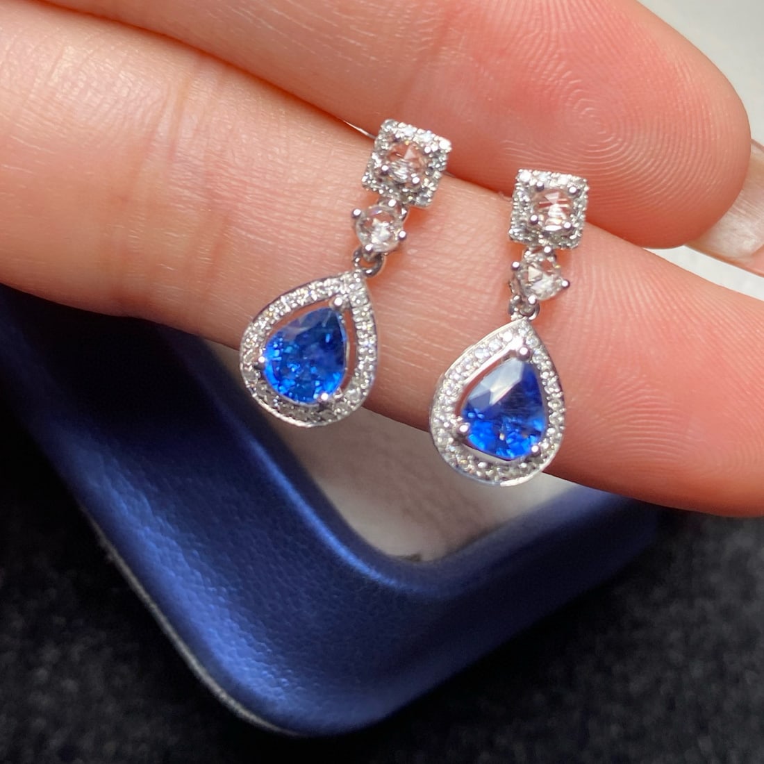 14k Gold 1.30 Ct Vivid Blue Natural Sapphire & Diamond & Sapphire Earrings - 4
