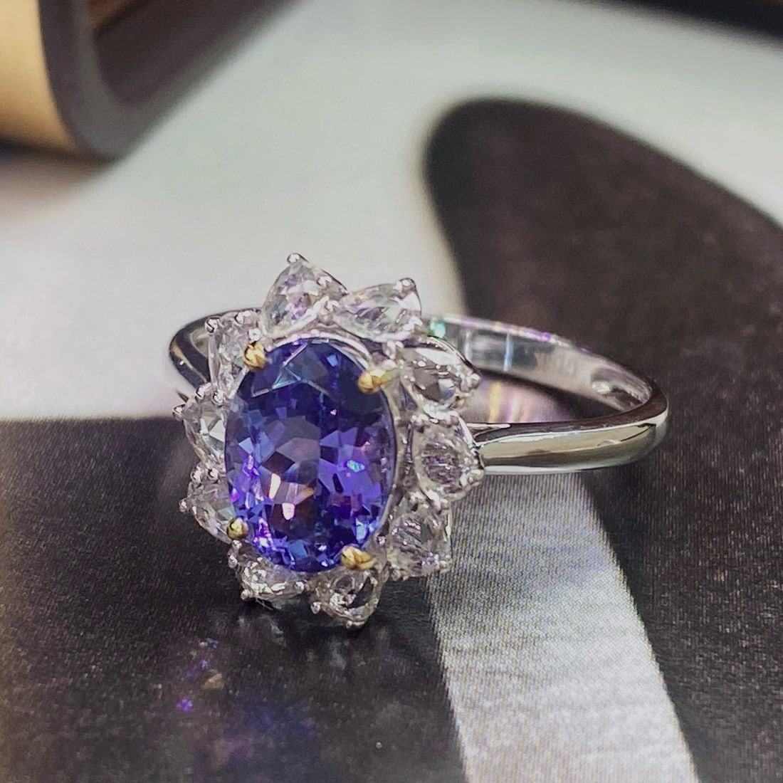 14k Gold 1.50 Ct Natural Tanzanite & Sapphire Ring - 2