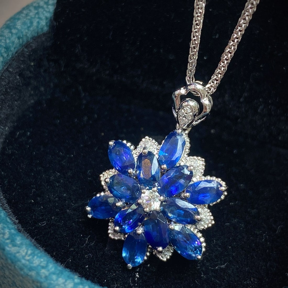 14k Gold 4.30 Ct Natural Sapphire & Diamond & Sapphire Pendant( Without Chain ) - 2