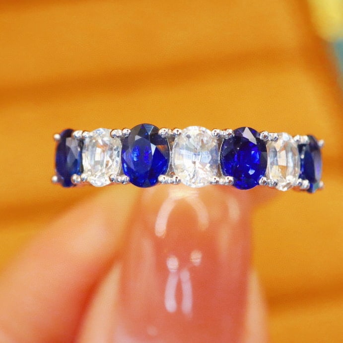 14k Gold 2.08 Ctw Natural Sapphire & Sapphire Ring: Ref:230938378 // gold content:14k gold // ring size:7. 25us // // main gemstone:sapphire // shape:oval // carat weight:1. 30ct // color:royal blue // treatment:natural // // adjacent gemstone 2 :