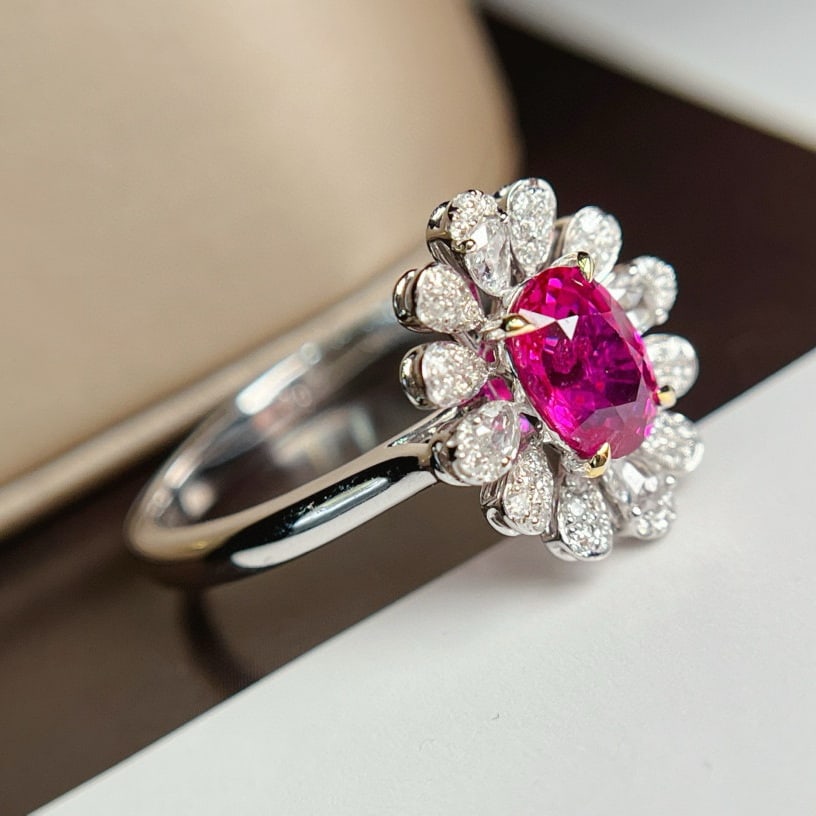 14k Gold 1.05 Ct Natural Ruby & Diamond Ring - 6