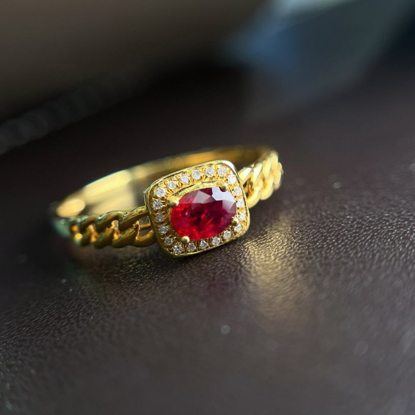14k Gold 0.45 Ct Vivid Red Natural Ruby & Diamond Ring: Ref:230938415 // gold content:14k gold // ring size:7. 25us // // main gemstone:ruby // shape:oval // carat weight:0. 45ct // color:vivid red // treatment:natural // // adjacent gemstone 2 : diamond /
