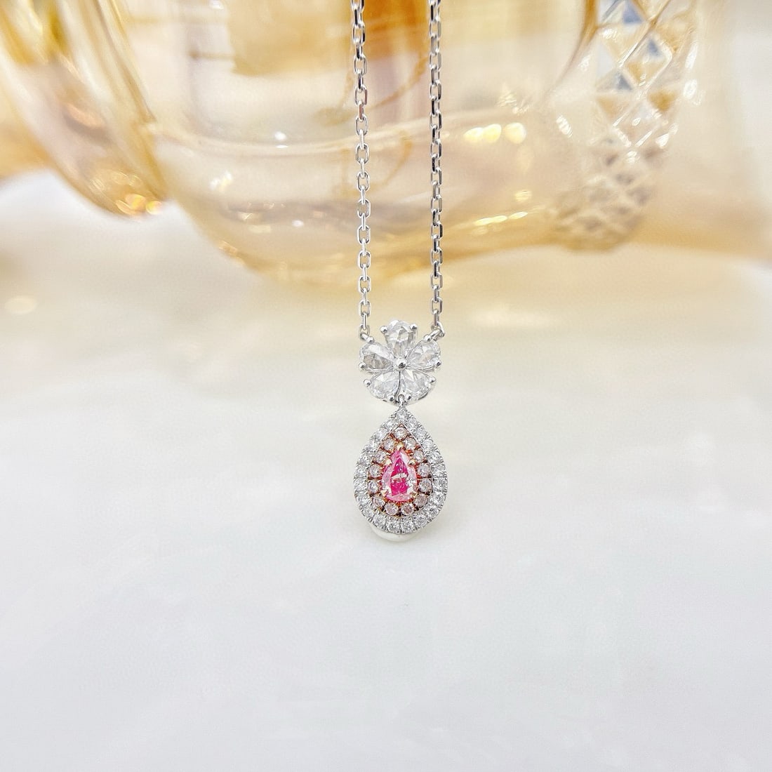 14k Gold 0.45 Ctw Natural Pink Diamond & Diamond Necklace: Ref:230938416 // gold content:14k gold // main gemstone:pink diamond // shape:pear // carat weight:0. 11ct // color:pink // treatment:natural // // adjacent gemstone 2 : diamond // shape:multiply