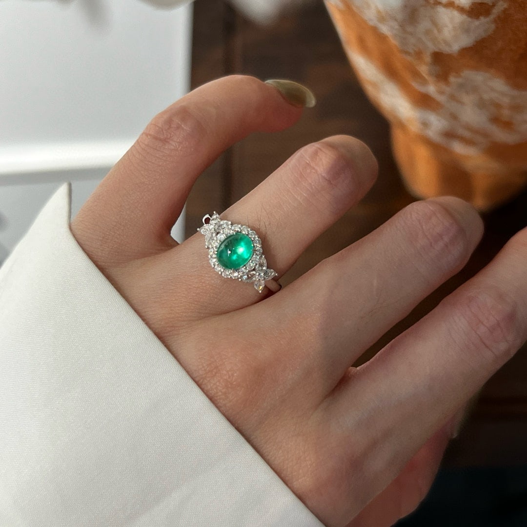 14k Gold 1.31 Ctw Natural Emerald & Diamond Ring - 4