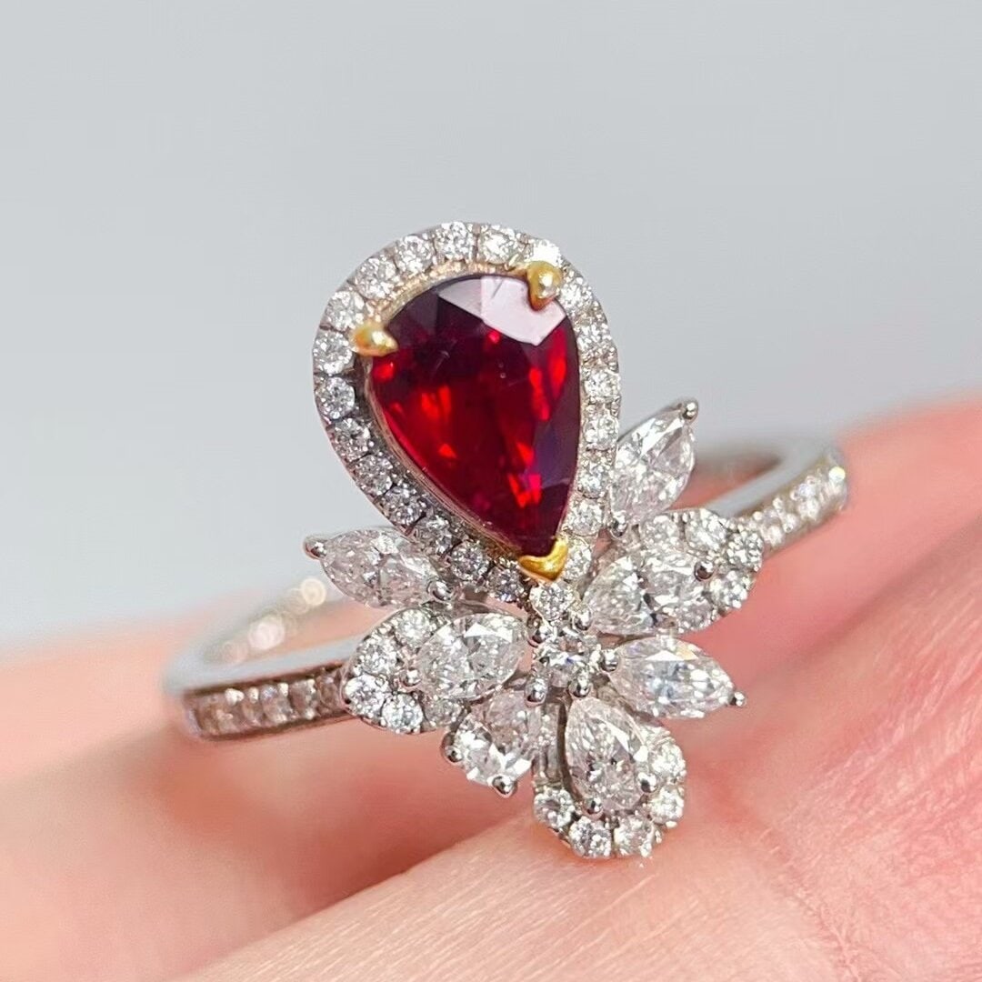 14k Gold 1.72 Ctw Natural Ruby & Diamond Ring - 4