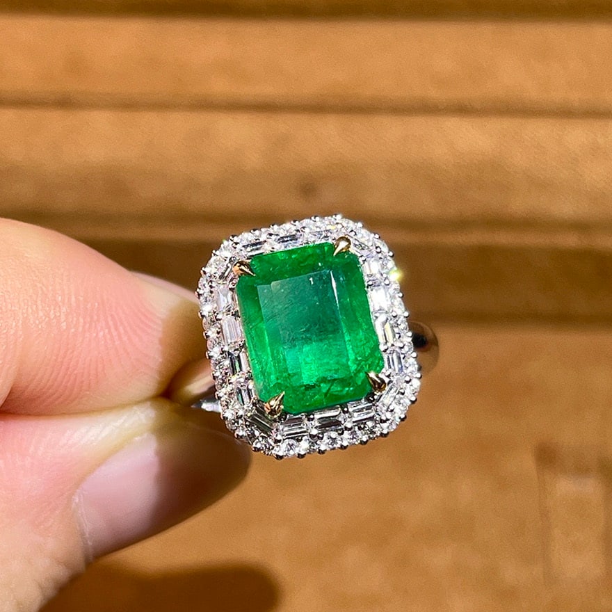 14k Gold 6.04 Ctw Natural Emerald & Diamond Ring/pendant( Without Chain ): Ref:230977063 // gold content:14k gold // ring size:7. 25us // // main gemstone:emerald // shape:octagonal // carat weight:5. 15ct // color:green // treatment:natural // // adjacent gemstone 2 :