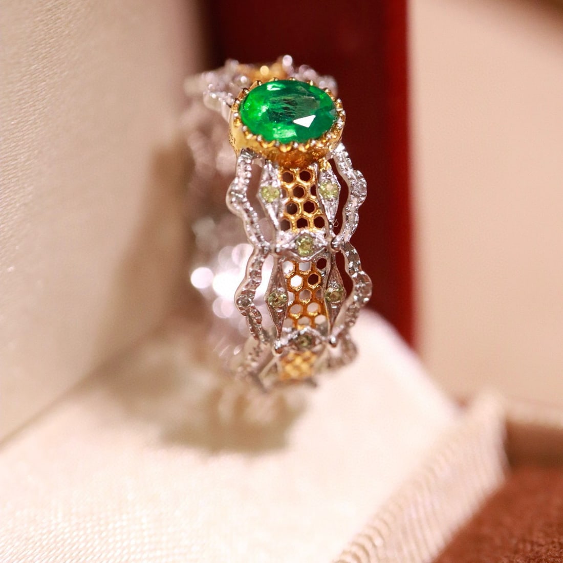 14k Gold 0.49 Ct Natural Emerald Ring - 2