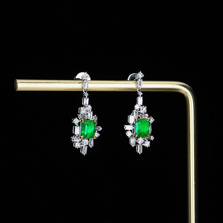 14k Gold 1.54 Ctw Natural Emerald & Diamond Earrings - 2