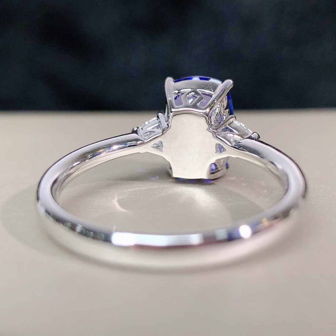 14k Gold 2.66 Ctw Natural Tanzanite & Diamond Ring - 7