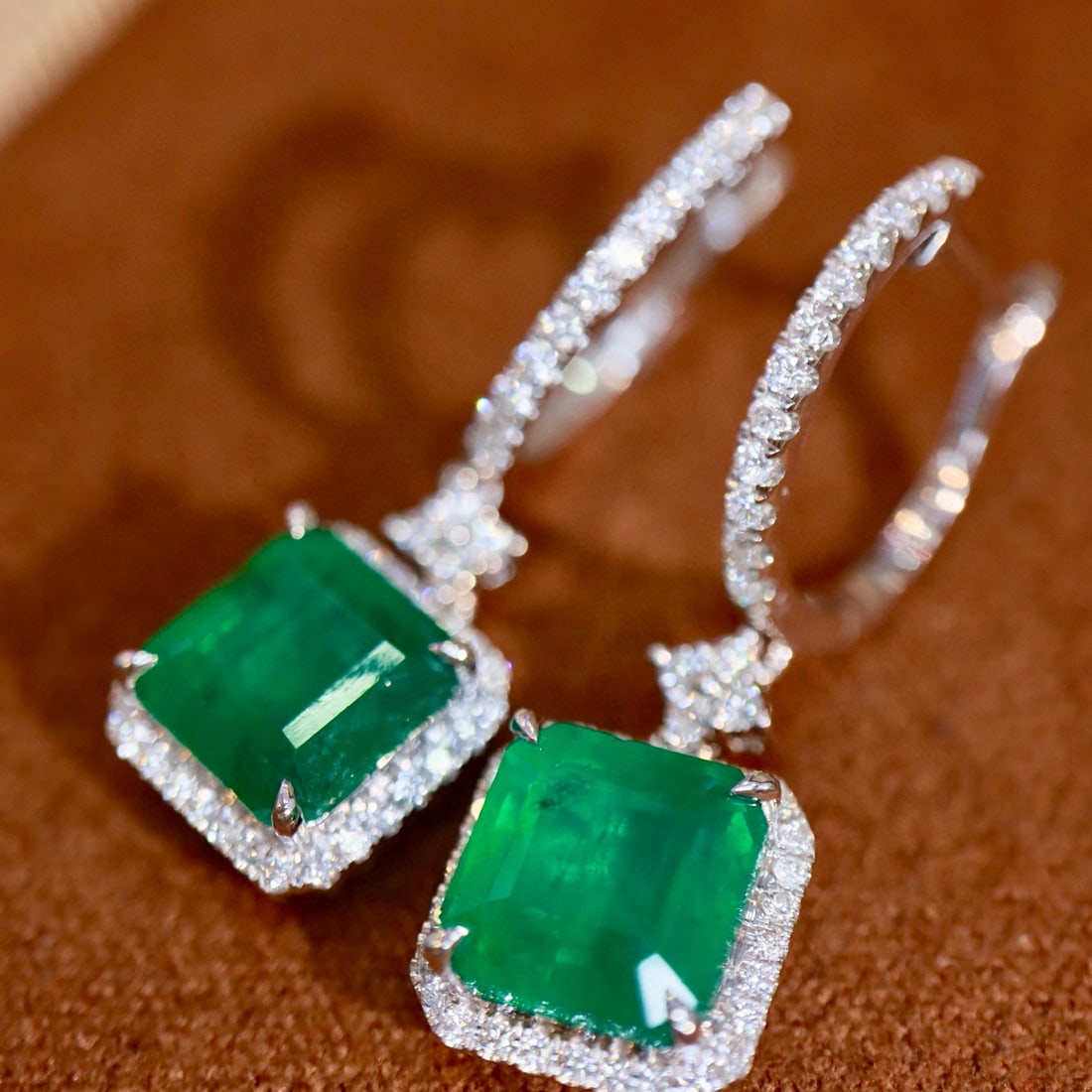 14k Gold 4.35 Ctw Natural Emerald & Diamond Earrings - 3