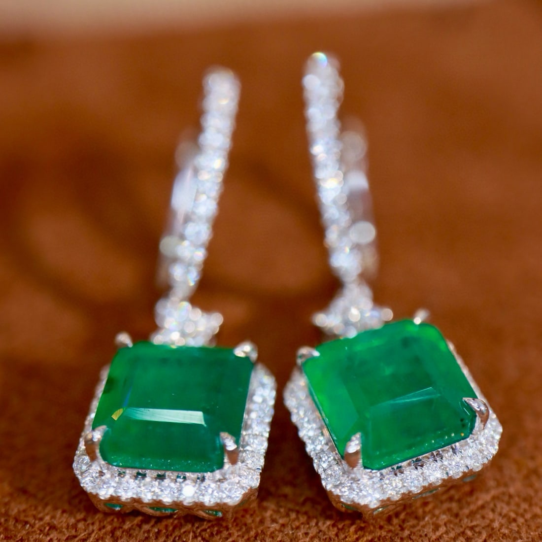 14k Gold 4.35 Ctw Natural Emerald & Diamond Earrings - 7