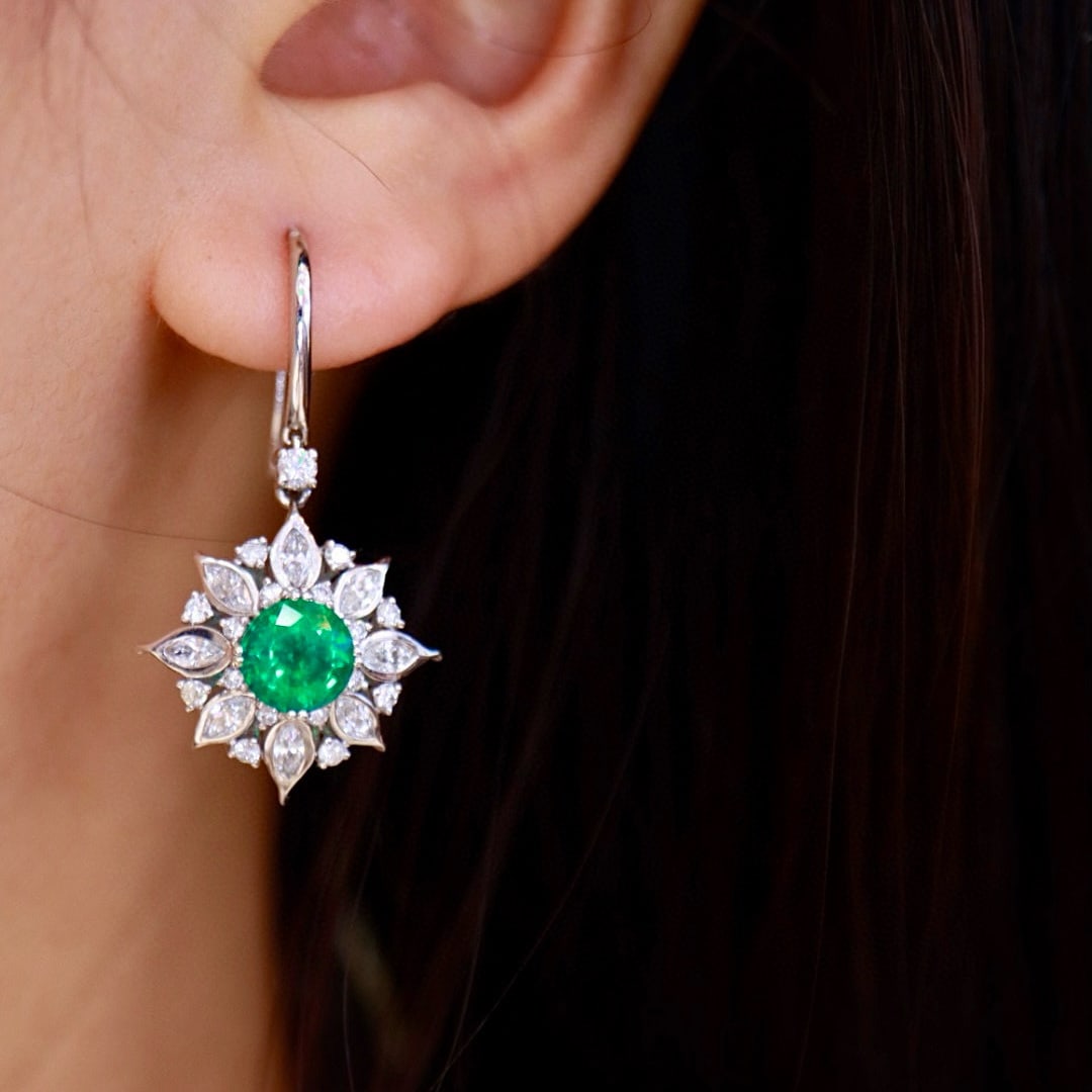 14k Gold 3.04 Ctw Natural Emerald & Diamond Earrings - 5