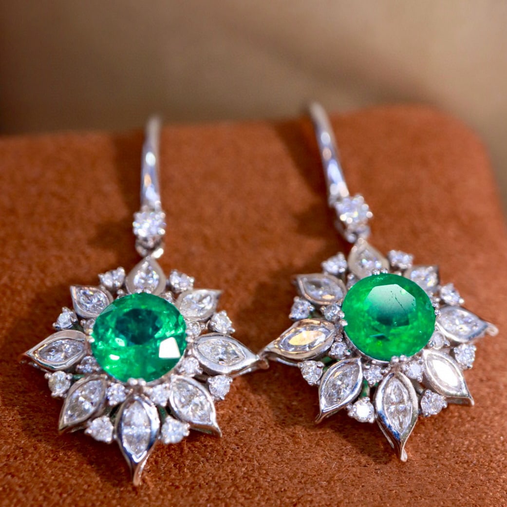 14k Gold 3.04 Ctw Natural Emerald & Diamond Earrings - 6