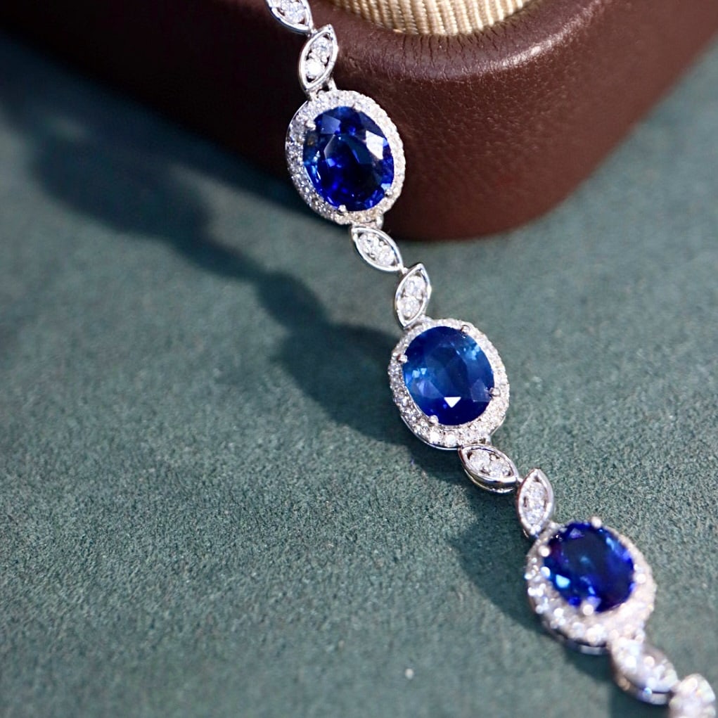 14k Gold 6.3 Ctw Natural Sapphire & Diamond Bracelet - 4