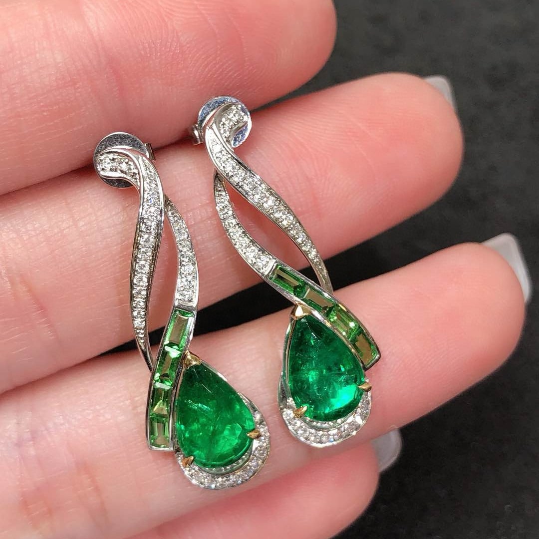 14k Gold 2.61 Ctw Natural Emerald & Diamond Earrings - 2