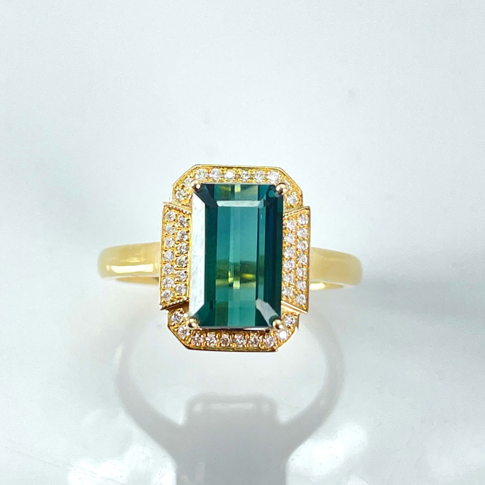14k Gold 3.0 Ct Natural Tourmaline & Diamond Ring: Ref:230977212 // gold content:14k gold // ring size:7. 25us // // main gemstone:tourmaline // shape:octagonal // carat weight:3. 0ct // color:bluish green // treatment:natural // // adjacent