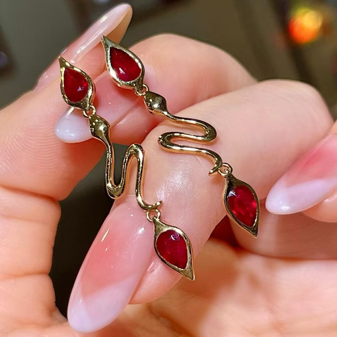 14k Gold 1.78 Ct Natural Ruby Earrings - 2