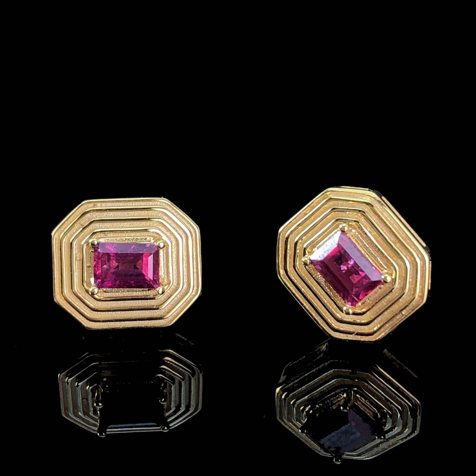 14k Gold 0.72 Ct Natural Ruby Earrings - 5