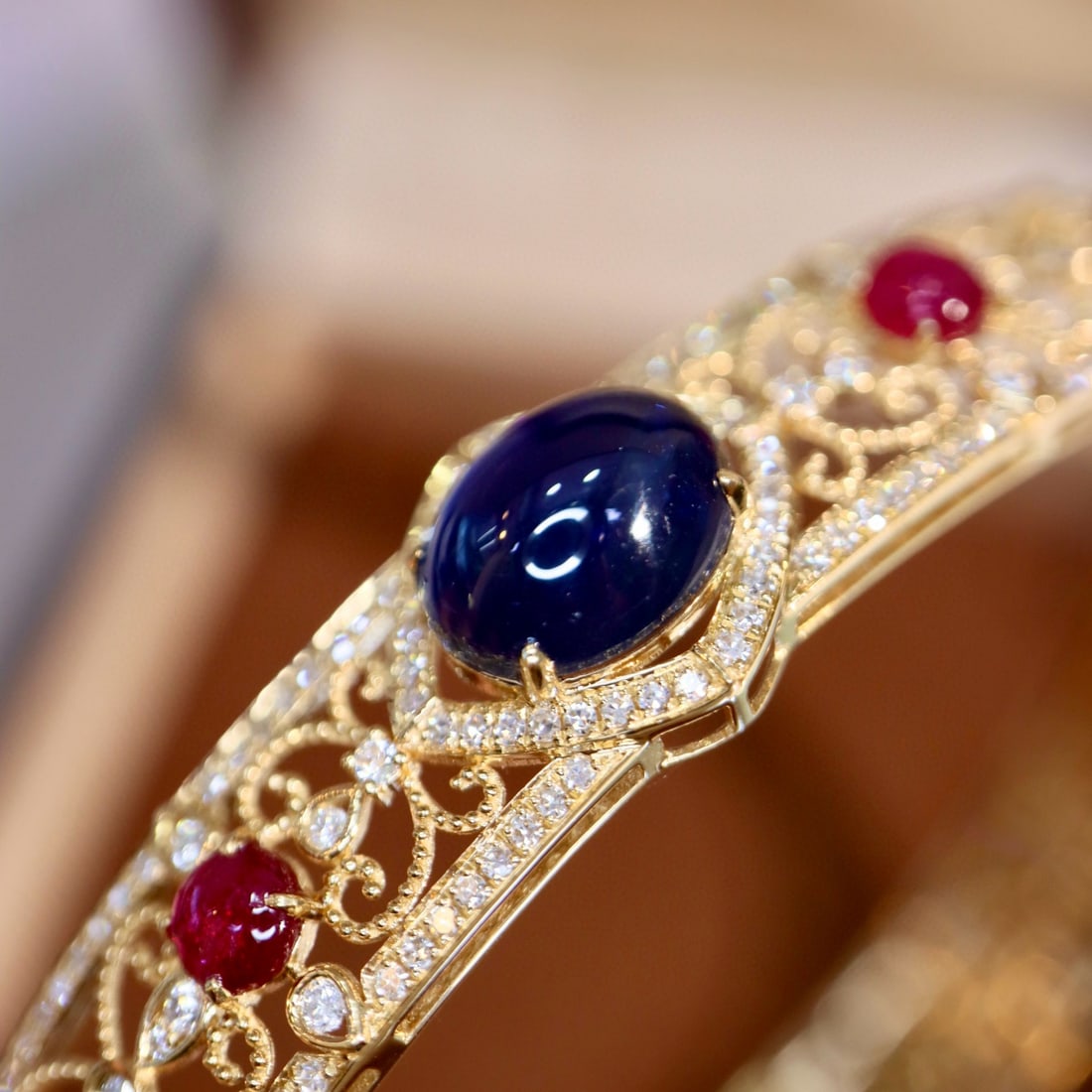 14k Gold 5.74 Ctw Natural Sapphire & Diamond Bangle - 3