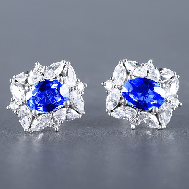 14k Gold 2.19 Ctw Natural Sapphire & Diamond Earrings: Ref:230978078 // gold content:14k gold // main gemstone:sapphire // shape:oval // carat weight:2. 03ct // color:cornflower blue // treatment:natural // // adjacent gemstone 2 : diamond // number of