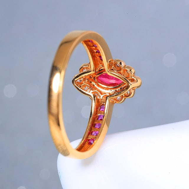 14k Gold 0.74 Ctw Natural Ruby & Diamond Ring - 4