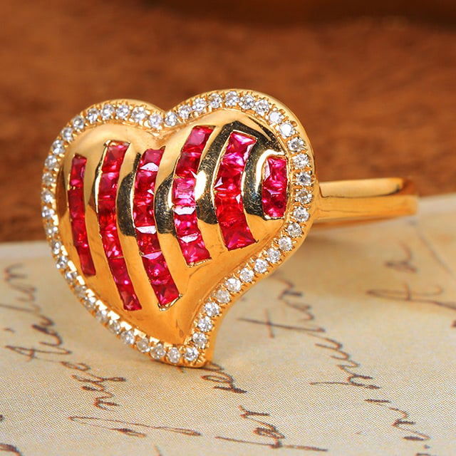 14k Gold 0.81 Ctw Natural Ruby & Diamond Ring - 2