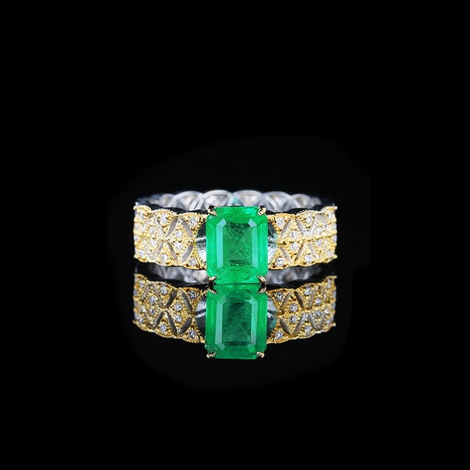 14k Gold 1.52 Ctw Natural Emerald & Diamond Ring: Ref:230978293 // gold content:14k gold // ring size:7. 25us // // main gemstone:emerald // shape:octagonal // carat weight:1. 4ct // color:green // treatment:natural // // adjacent gemstone 2 : diamon