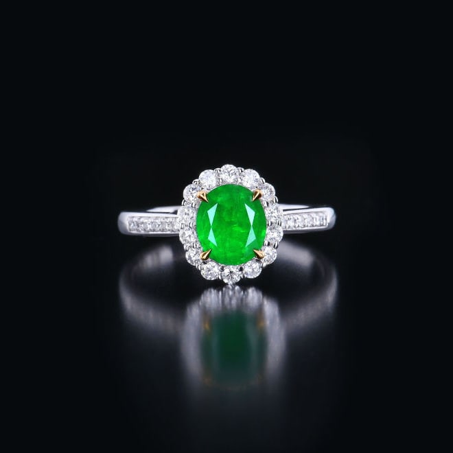 14k Gold 1.47 Ctw Vivid Green Natural Emerald & Diamond Ring: Ref:230978341 // gold content:14k gold // ring size:7. 25us // // main gemstone:emerald // shape:oval // carat weight:1. 13ct // color:vivid green // treatment:natural // // adjacent gemstone 2 :