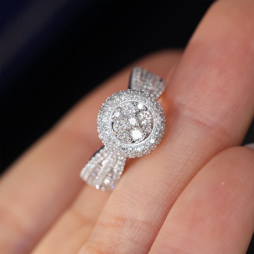 14k Gold 1 Ct Natural H Diamond Ring: Ref:230978439 // gold content:14k gold // ring size:7. 25us // // main gemstone:diamond // shape:round // carat weight:1ct // clarity grade:vs-si // color:h // treatment:natural // cut grade:g //