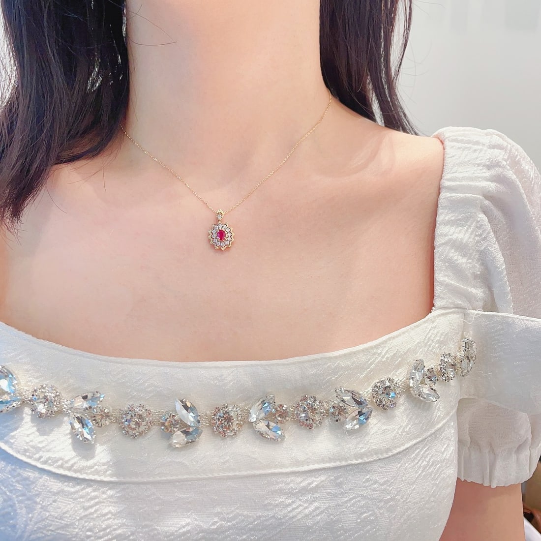 18k Gold 0.82 Ctw Vivid Red Natural Ruby & Diamond Necklace - 2