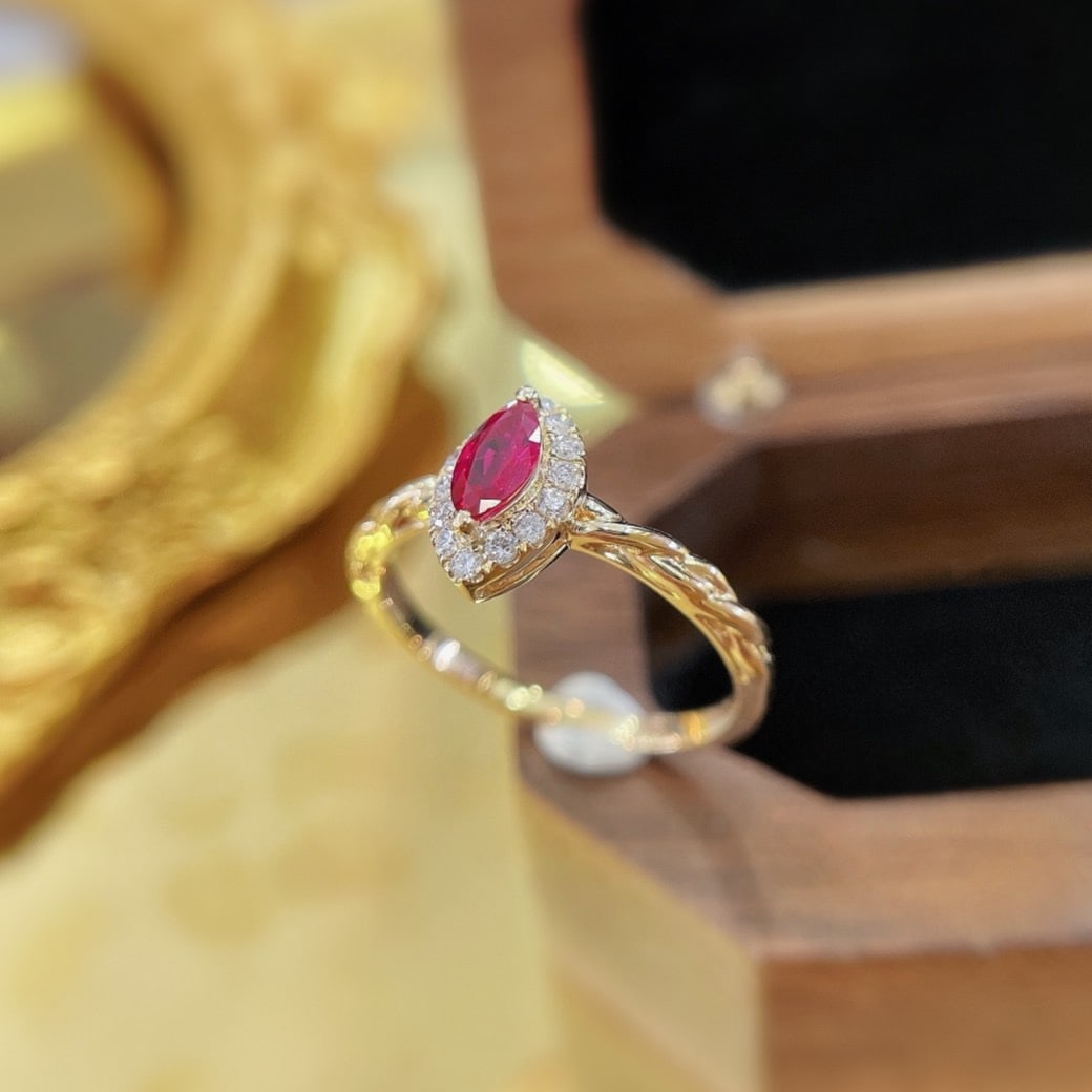 18k Gold 0.37 Ctw Natural Ruby & Diamond Ring - 2