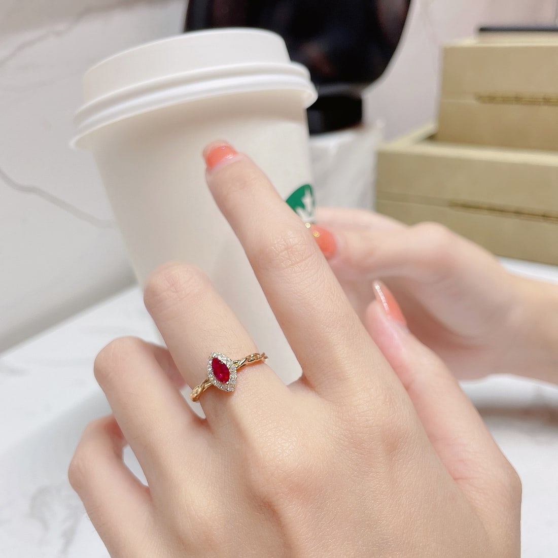 18k Gold 0.37 Ctw Natural Ruby & Diamond Ring - 4